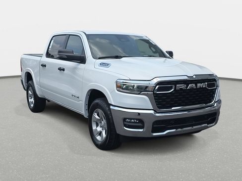 New 2026 RAM 1500 4x4 Crew Cab image 3