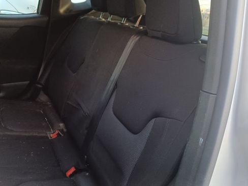 Used 2020 Jeep Renegade Sport w/ Sport Appearance Group image 7