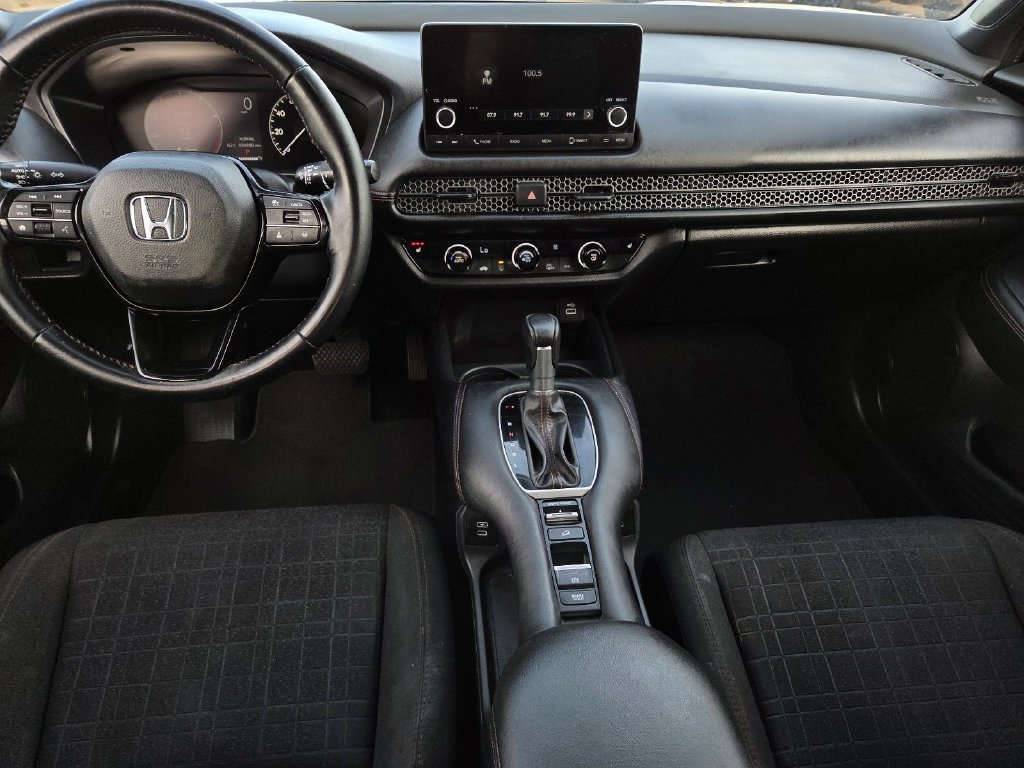 Certified 2025 Honda HR-V Sport image 8