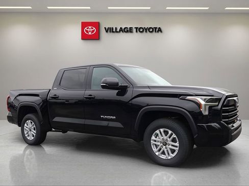 New 2026 Toyota Tundra SR5 AWD/4WD image 7