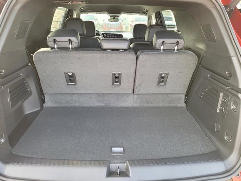 New 2026 Chevrolet Traverse High Country AWD/4WD image 7