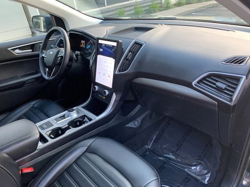 Used 2024 Ford Edge SEL w/ Convenience Package AWD/4WD image 10