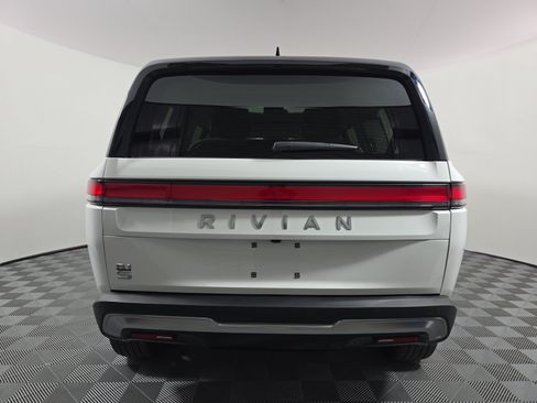 Used 2025 Rivian R1S Adventure AWD/4WD image 4