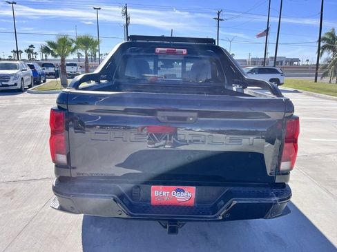 Used 2025 Chevrolet Colorado Z71 w/ Midnight Edition image 7