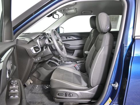 Used 2021 Chevrolet TrailBlazer LT w/ Convenience Package image 20