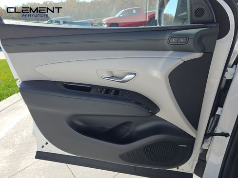 New 2026 Hyundai Tucson Limited image 28