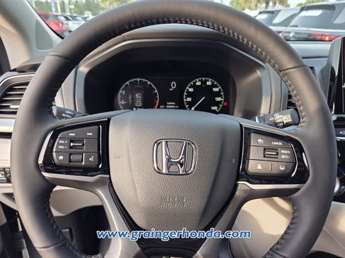 New 2026 Honda Odyssey Touring image 16