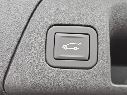 New 2025 Buick Envision Sport Touring image 14