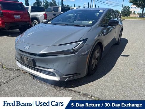 Used 2024 Toyota Prius Prime FWD image 24