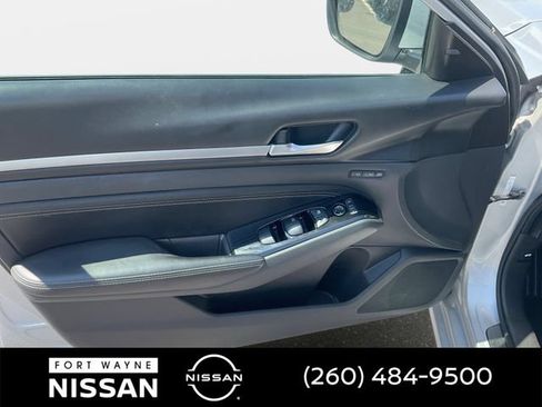 Used 2021 Nissan Altima 2.5 Platinum AWD/4WD image 29