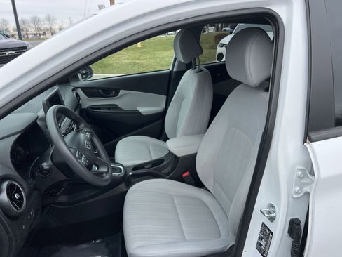 Used 2023 Hyundai Kona SEL image 13