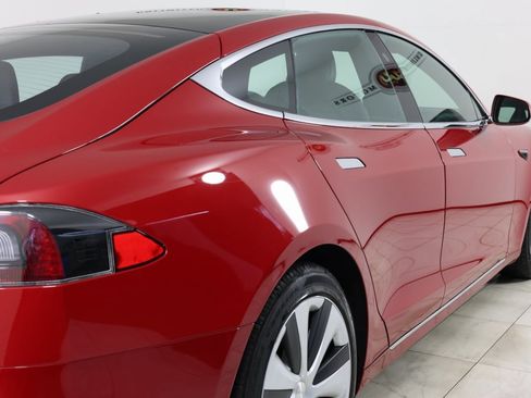 Used 2020 Tesla Model S Long Range Plus image 38