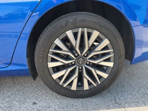 Used 2025 Nissan Altima 2.5 SV image 52