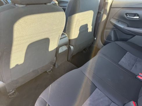 Used 2025 Nissan Sentra SR FWD image 11