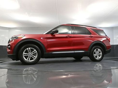 Used 2023 Ford Explorer XLT w/ Equipment Group 202A image 58