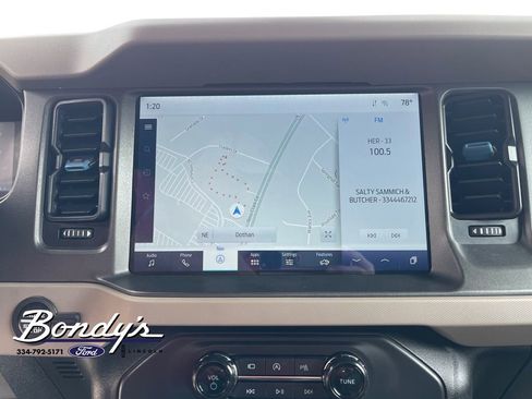 Used 2024 Ford Bronco Wildtrak image 5