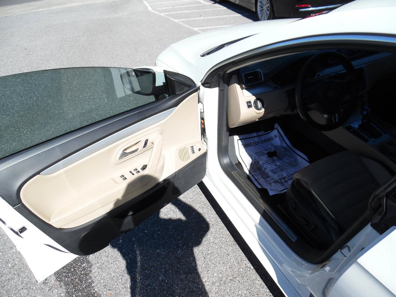 Used 2015 Volkswagen CC Sport FWD image 10