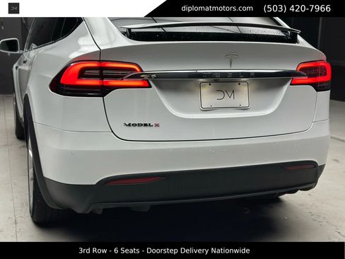 Used 2017 Tesla Model X 75D image 15