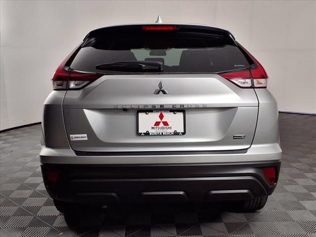 Used 2025 Mitsubishi Eclipse Cross LE AWD/4WD image 6