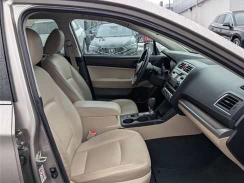 Used 2016 Subaru Outback 3.6R Limited image 10