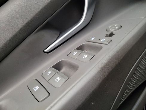 Used 2023 Hyundai Elantra SEL w/ Convenience Package FWD image 32