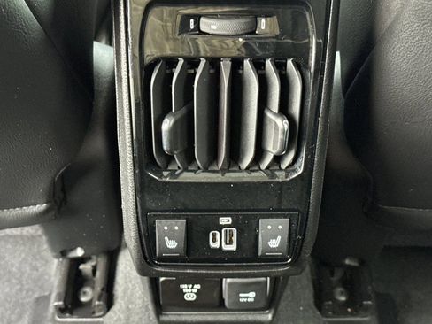 Used 2022 Jeep Compass Limited w/ Elite Group image 15