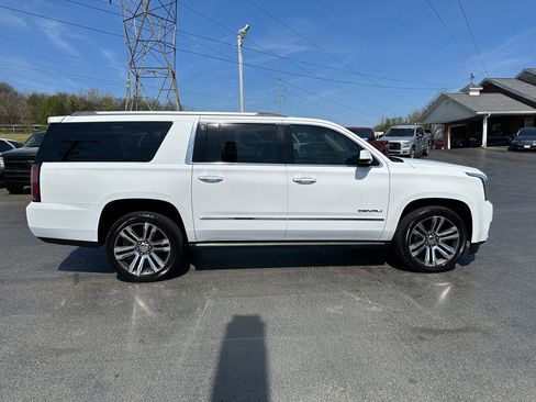 Used 2019 GMC Yukon XL Denali w/ Denali Ultimate Package image 5
