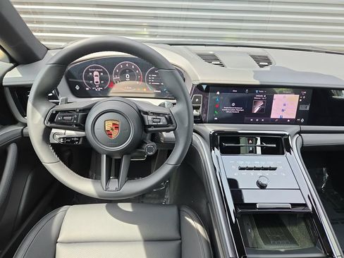 New 2026 Porsche Panamera 4 AWD/4WD image 8