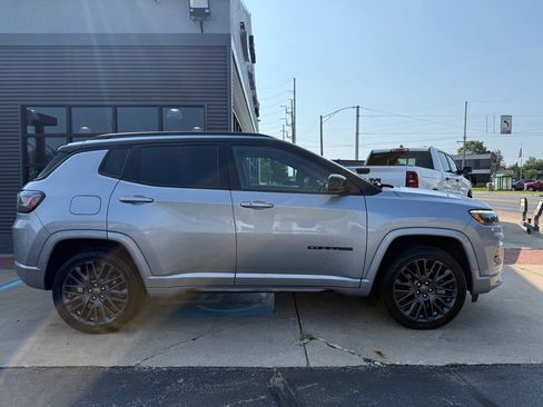 Used 2023 Jeep Compass High Altitude AWD/4WD image 4