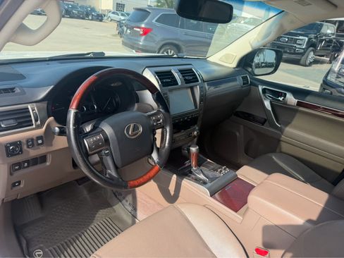 Used 2018 Lexus GX 460 Premium AWD/4WD image 5