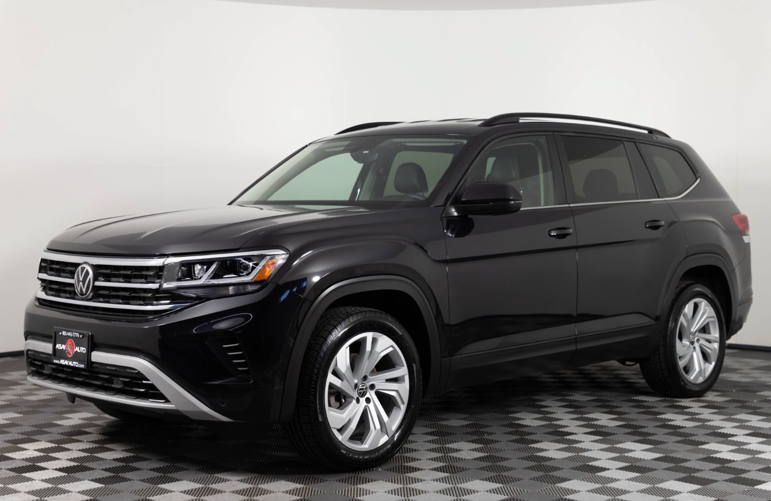 Used 2021 Volkswagen Atlas SE AWD/4WD image 1