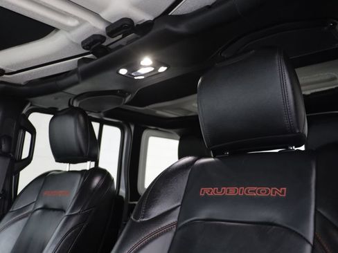 Used 2021 Jeep Wrangler Unlimited Rubicon AWD/4WD image 14