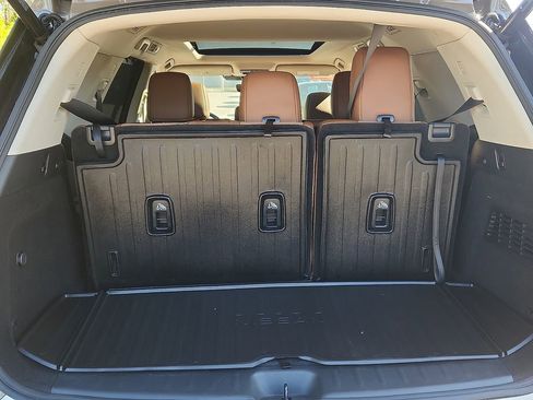 Used 2023 Nissan Pathfinder Platinum w/ Cargo Package FWD image 31