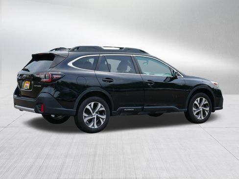 Used 2022 Subaru Outback Limited AWD/4WD image 7