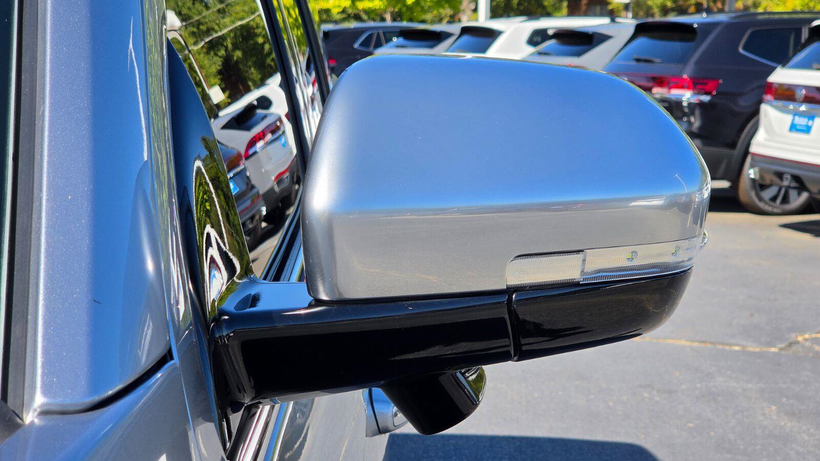Used 2023 Ford Expedition Max Platinum AWD/4WD image 17
