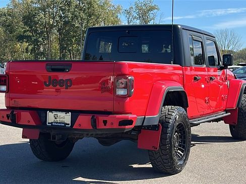 Used 2021 Jeep Gladiator Willys image 5