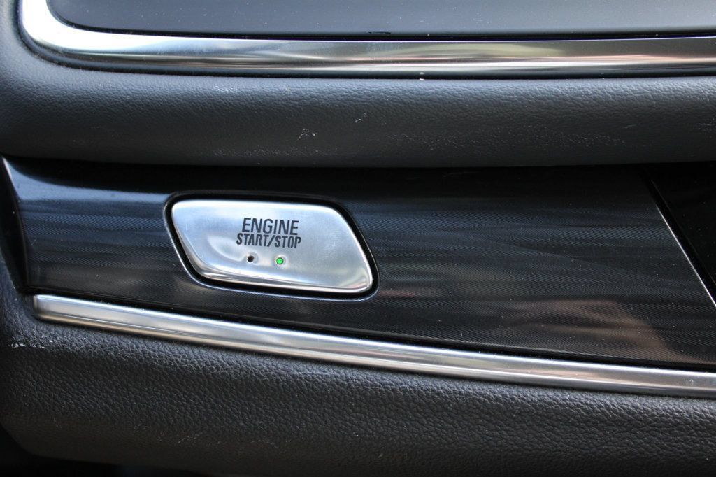 Used 2019 Buick Enclave Essence FWD image 22