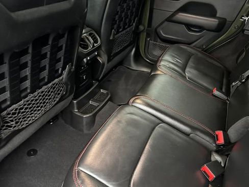 Used 2021 Jeep Wrangler Unlimited Rubicon image 12