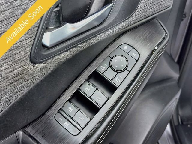 Used 2021 Nissan Rogue SV AWD/4WD image 17
