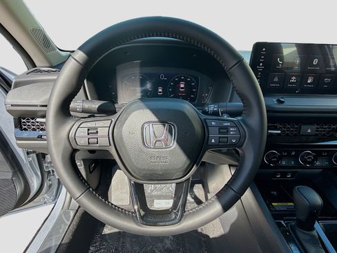 New 2025 Honda Accord EX-L image 10