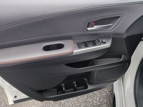 Used 2023 Toyota Sienna XSE image 12