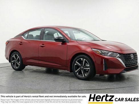 Used 2025 Nissan Sentra SV image 1
