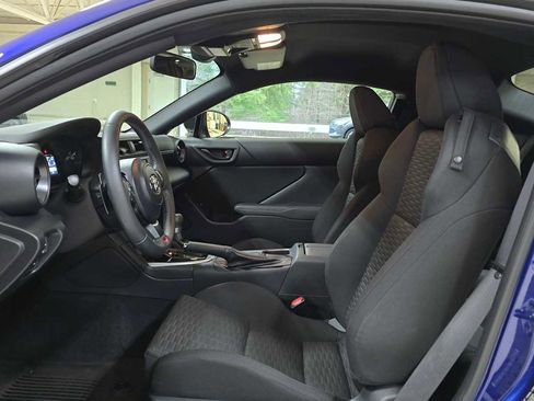 Used 2023 Toyota GR86 image 23