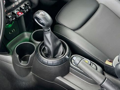 Used 2017 MINI Cooper S image 15