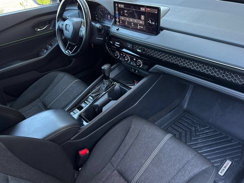 Used 2024 Honda Accord Sport image 17
