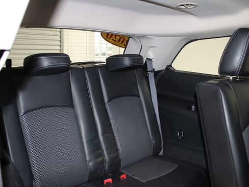 Used 2020 Dodge Journey Crossroad image 25