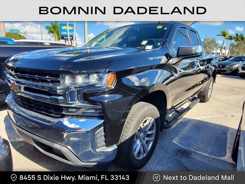 Used 2020 Chevrolet Silverado 1500 LT w/ LT Value Package image 2