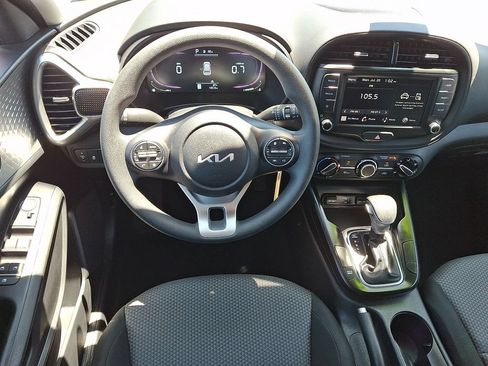 Certified 2023 Kia Soul LX w/ Option Group 015 FWD image 12