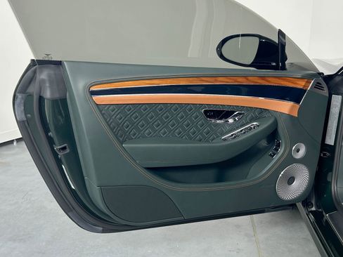 Used 2024 Bentley Continental GT Azure image 12