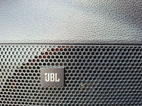 Used 2018 Toyota Tundra Limited w/ Limited Premium Package image 18